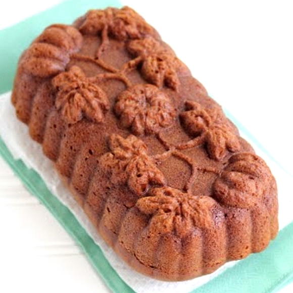 NORDIC WARE PUMPKIN LOAF BUNDT PAN FALL HARVEST  #1 - Picture 3 of 12